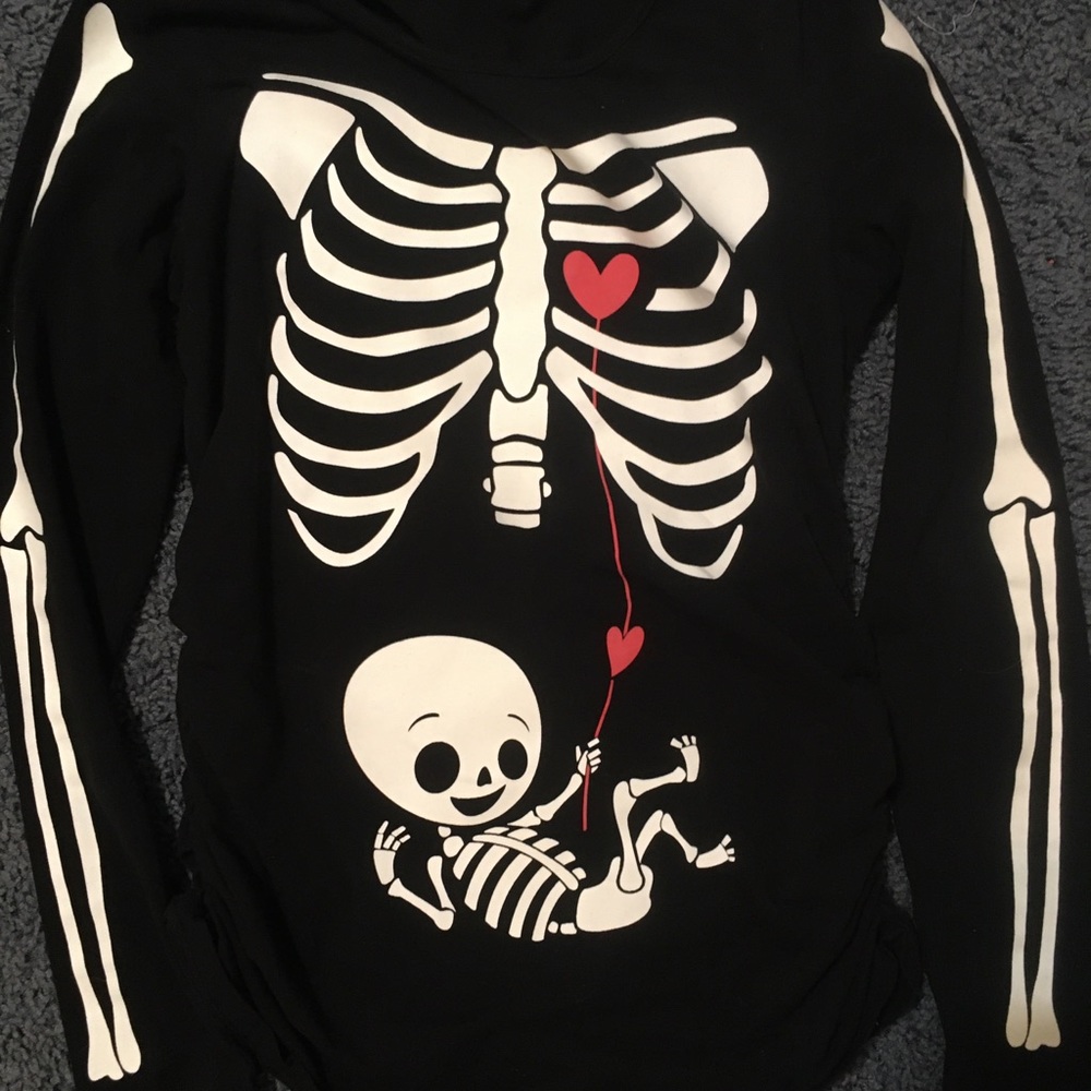 Skeleton Peaberry Maternity Halloween Top